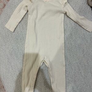Kendi organic cotton onsie
